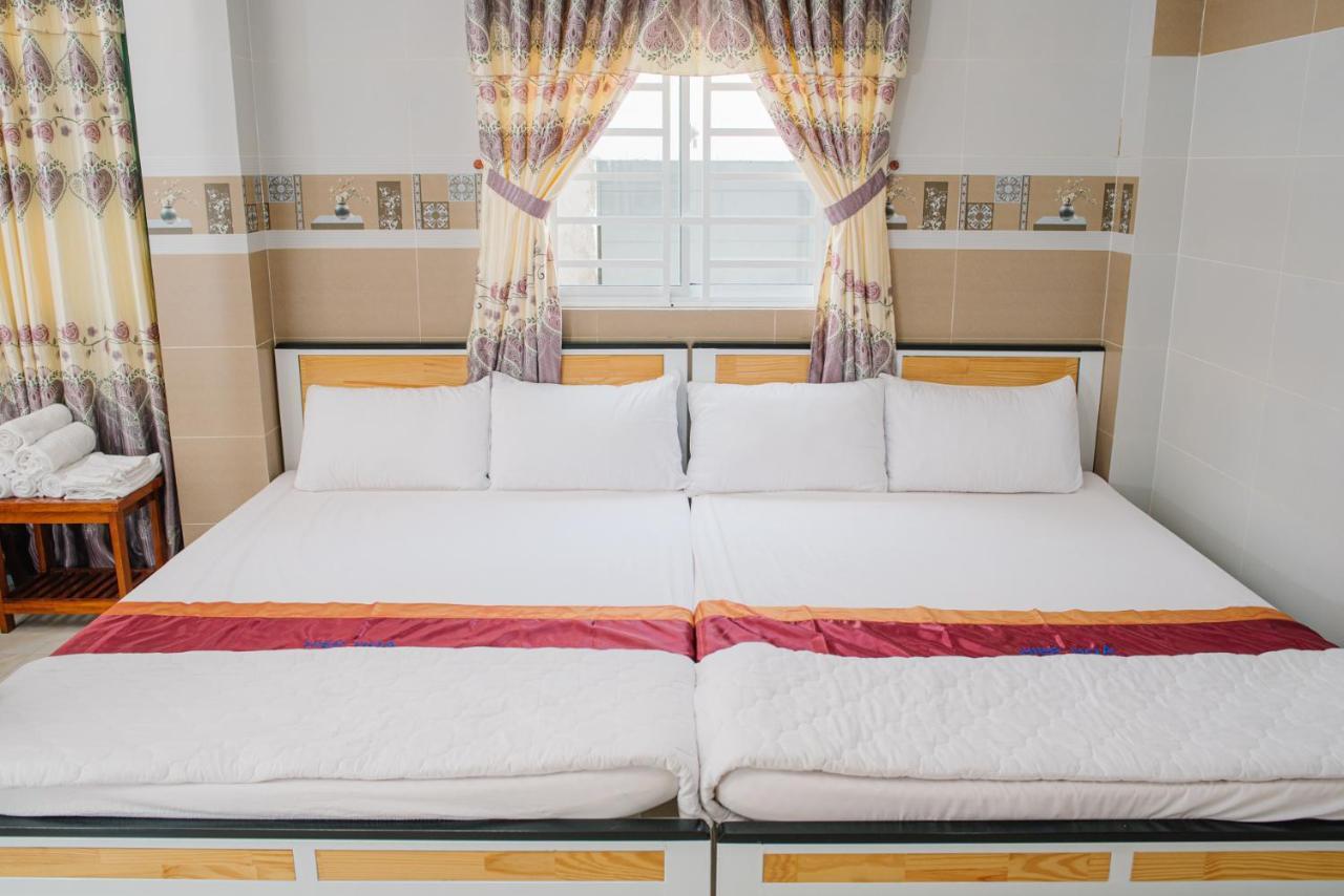 Hiep Hoa Hotel Chau Doc Bagian luar foto