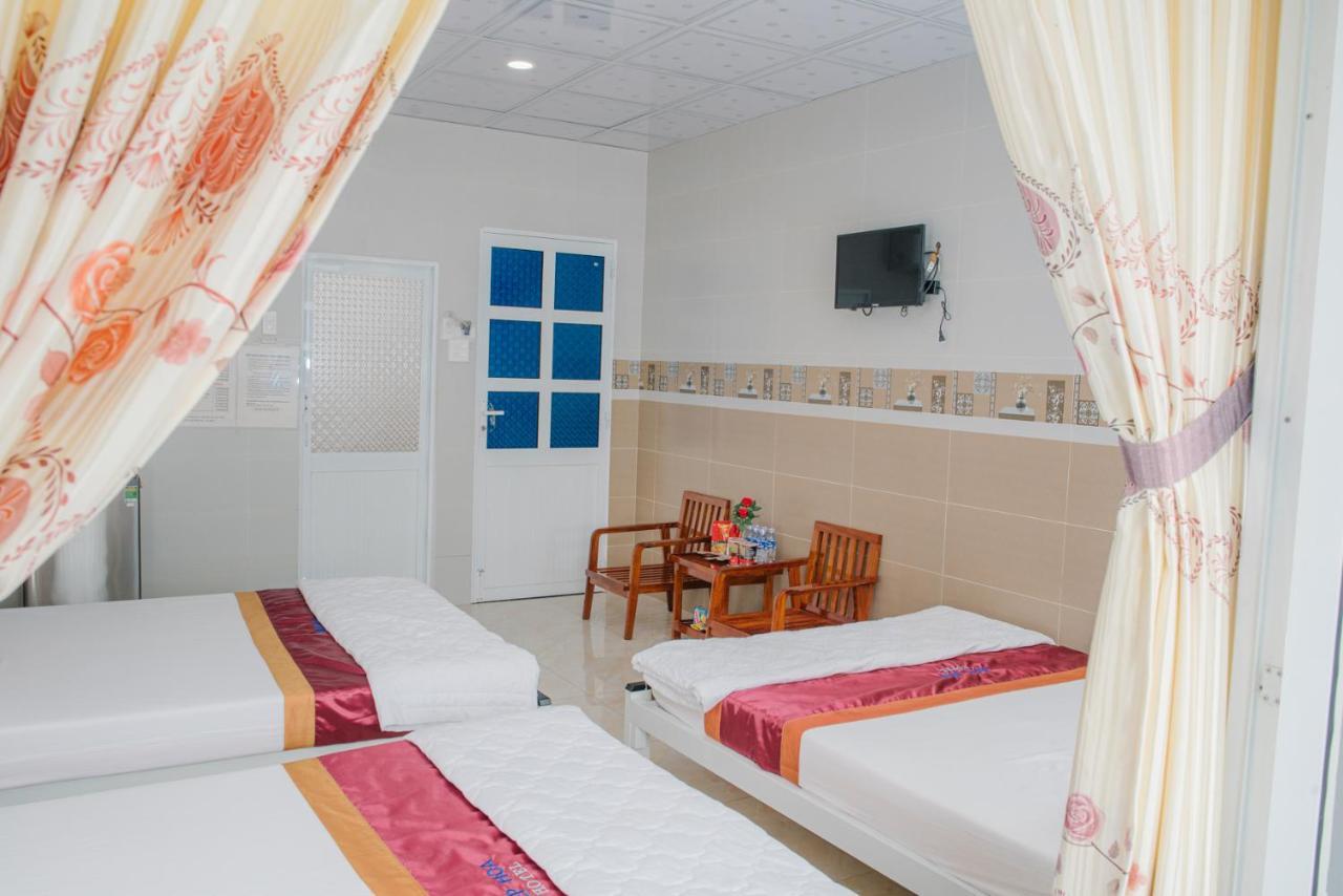 Hiep Hoa Hotel Chau Doc Bagian luar foto