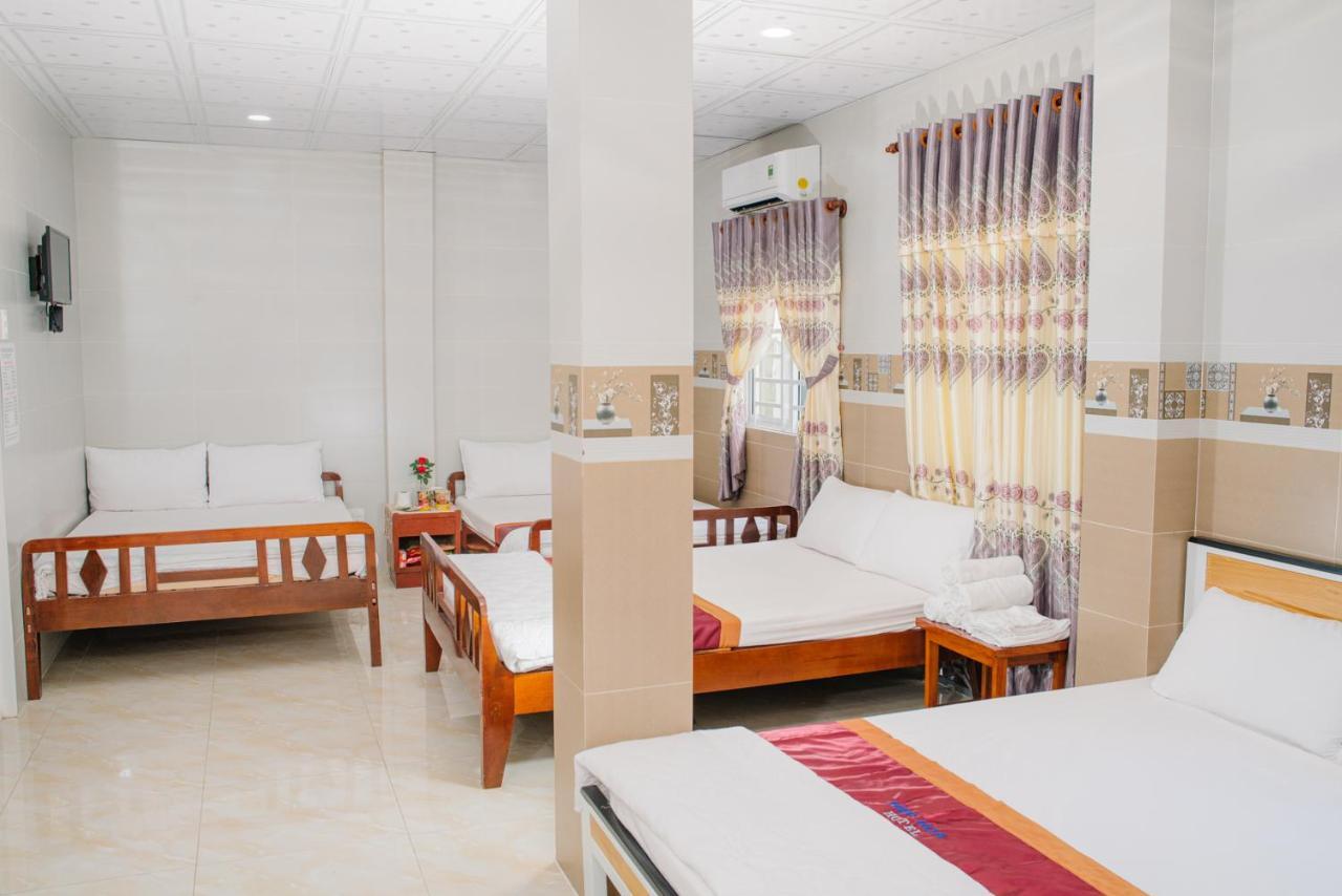 Hiep Hoa Hotel Chau Doc Bagian luar foto