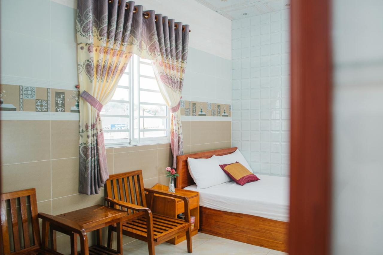 Hiep Hoa Hotel Chau Doc Bagian luar foto