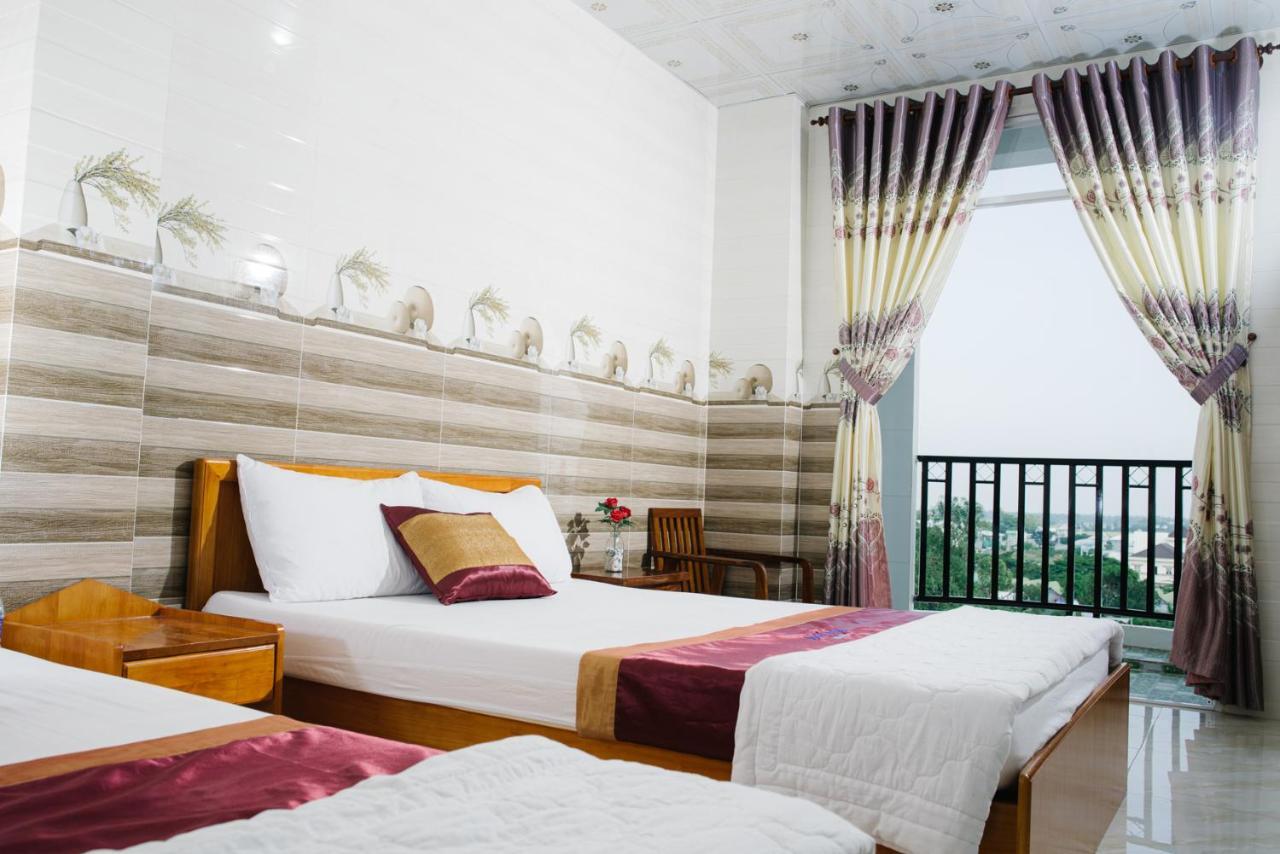 Hiep Hoa Hotel Chau Doc Bagian luar foto